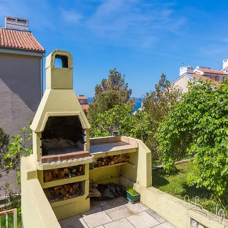 Elvira Apartman Novi Vinodolski